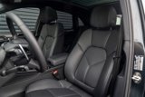 Certified 2025 Porsche Macan image 5