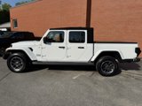 Used 2022 Jeep Gladiator Overland w/ LED Lighting Group image 2
