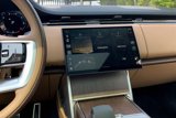 Used 2025 Land Rover Range Rover Long Wheelbase SE image 6