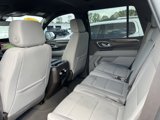 Used 2022 GMC Yukon SLE image 4