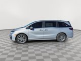 New 2025 Honda Odyssey Touring image 5