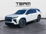 New 2025 Chevrolet Traverse High Country image 3