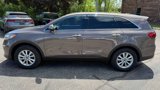 Used 2019 Kia Sorento LX image 2