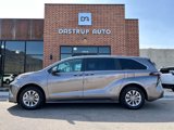 Used 2024 Toyota Sienna LE image 3