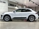 Certified 2024 Porsche Macan image 2