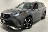 Used 2022 Toyota Highlander XSE image 3