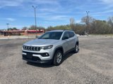 New 2025 Jeep Compass Latitude image 3