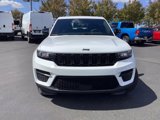 New 2025 Jeep Grand Cherokee Altitude image 4