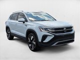 Used 2024 Volkswagen Taos SEL image 3