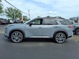 New 2025 Nissan Pathfinder Platinum image 3