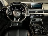 Used 2025 Honda Pilot Touring image 3