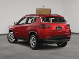New 2025 Jeep Compass Latitude image 4