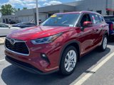 New 2025 Toyota Highlander Limited image 2