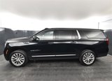 Used 2025 GMC Yukon XL Denali w/ Sun & Power Step Package image 6