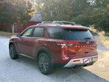 New 2025 Nissan Pathfinder SL w/ SL Premium Package image 3