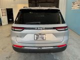 New 2025 Jeep Grand Cherokee Laredo w/ Luxury Tech Group I image 4