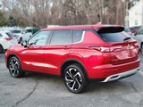 New 2025 Mitsubishi Outlander SE image 3