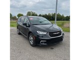 Used 2023 Chrysler Pacifica Limited image 2