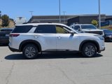 Used 2023 Nissan Pathfinder SV image 5
