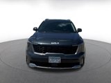 Used 2024 Kia Sorento S image 4