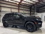 Used 2023 Jeep Grand Cherokee Limited w/ Luxury Tech Group II image 3