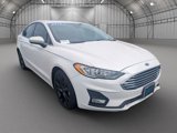 Used 2019 Ford Fusion SE w/ Equipment Group 151A image 2