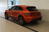 Used 2024 Porsche Macan image 3