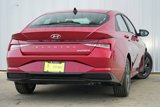 Used 2023 Hyundai Elantra Blue image 3