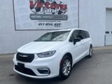 New 2025 Chrysler Pacifica Select image 3