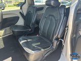 Used 2023 Chrysler Pacifica Limited image 4