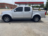 Used 2019 Nissan Frontier SL image 2