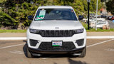 Used 2024 Jeep Grand Cherokee Altitude image 2