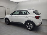 Used 2022 Hyundai Venue SEL image 3