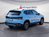 New 2025 Volkswagen Taos SE image 5