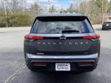 Used 2023 Nissan Pathfinder S image 4