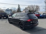 Used 2022 Volkswagen Tiguan SE R-Line image 5