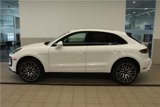 Used 2024 Porsche Macan image 2