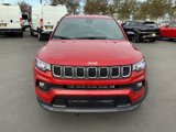 New 2025 Jeep Compass Latitude image 4