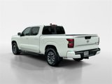 New 2025 Nissan Frontier SL image 3