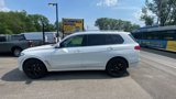 Used 2022 BMW X7 xDrive40i w/ Premium Package image 2