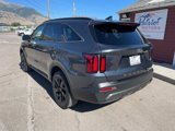Used 2021 Kia Sorento S w/ Panoramic Sunroof Package image 4