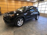 Used 2022 Jeep Compass Latitude image 3