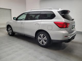 Used 2020 Nissan Pathfinder S image 3