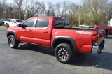 Used 2018 Toyota Tacoma TRD Off-Road image 5