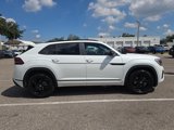 New 2026 Volkswagen Atlas Cross Sport SEL R-Line image 4