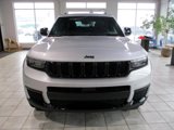 Used 2023 Jeep Grand Cherokee L Laredo image 2