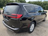 New 2026 Chrysler Pacifica Select image 5