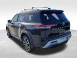 New 2025 Nissan Pathfinder Platinum image 5