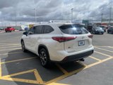Used 2021 Toyota Highlander XLE image 3