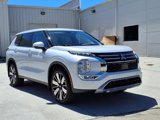 New 2025 Mitsubishi Outlander SE image 5